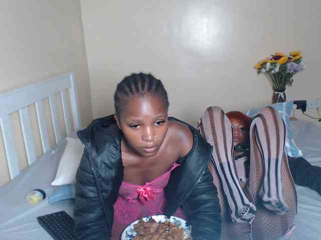 ItsYaGirlPookie webcam