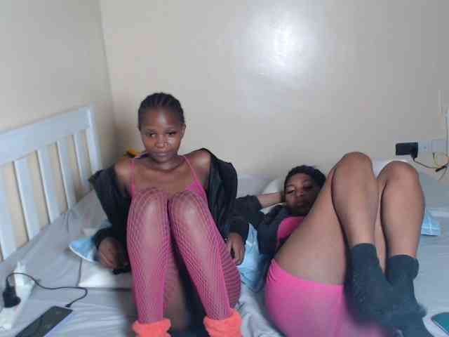 ItsYaGirlPookie webcam