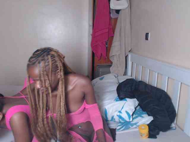 ItsYaGirlPookie webcam