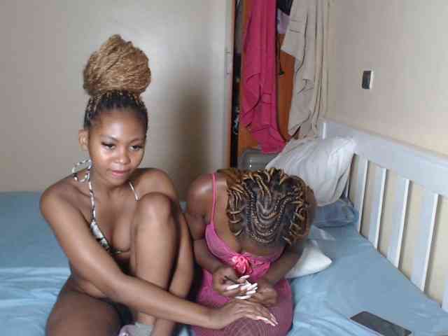 ItsYaGirlPookie webcam