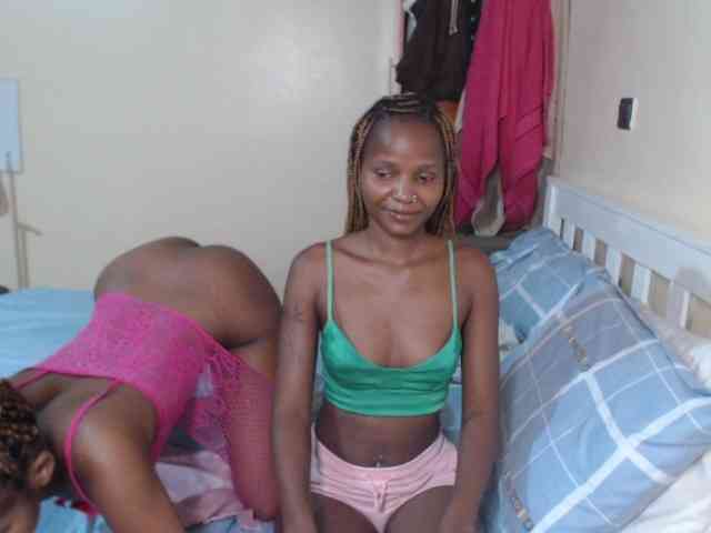 ItsYaGirlPookie webcam