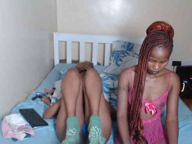 ItsYaGirlPookie webcam