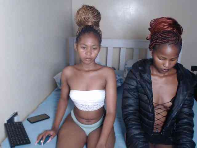 ItsYaGirlPookie webcam