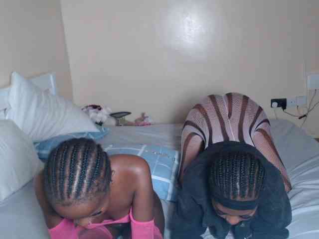 ItsYaGirlPookie webcam