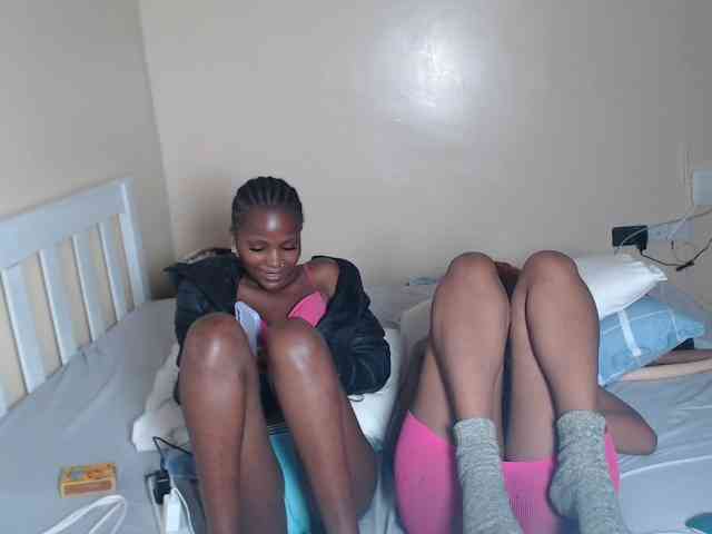 ItsYaGirlPookie webcam