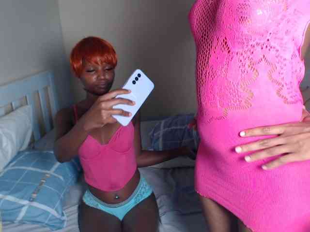 ItsYaGirlPookie webcam