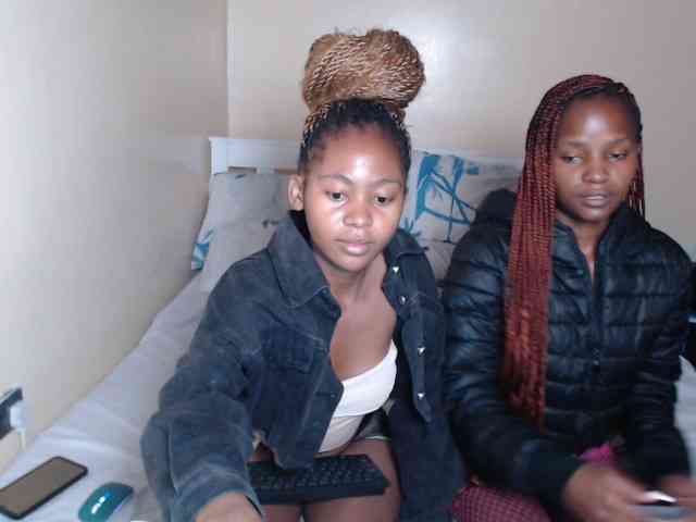 ItsYaGirlPookie webcam