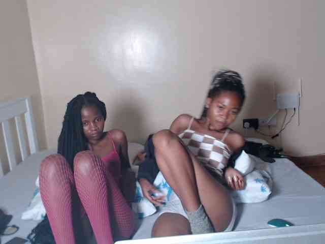 ItsYaGirlPookie webcam