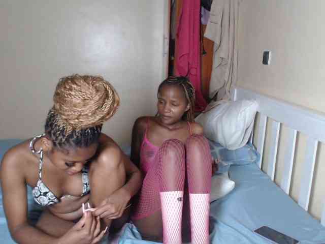 ItsYaGirlPookie webcam