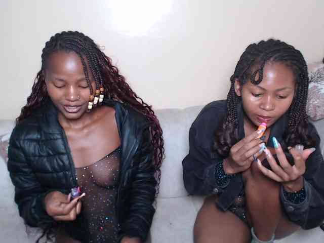 ItsYaGirlPookie webcam