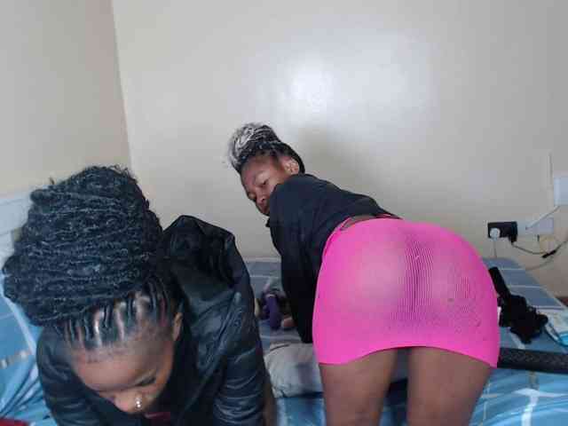 ItsYaGirlPookie webcam