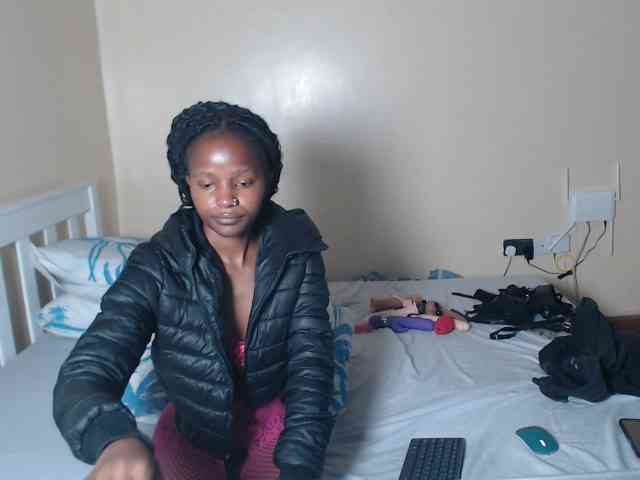 ItsYaGirlPookie webcam