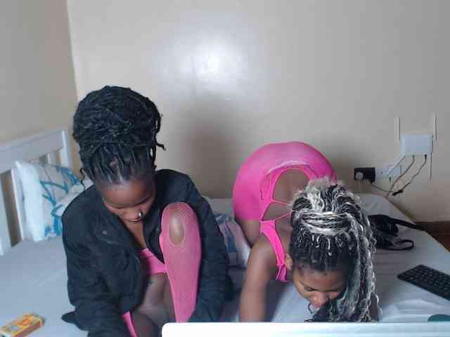 ItsYaGirlPookie webcam