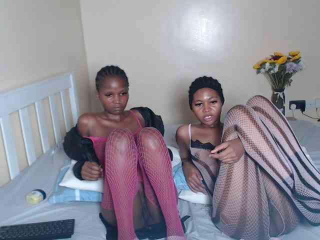 ItsYaGirlPookie webcam