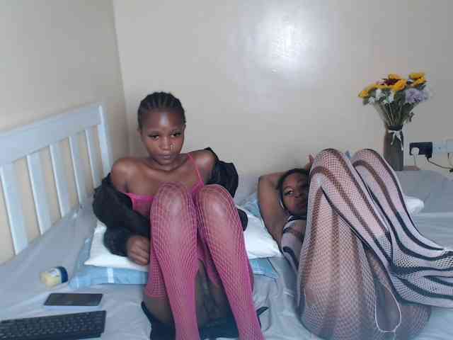 ItsYaGirlPookie webcam