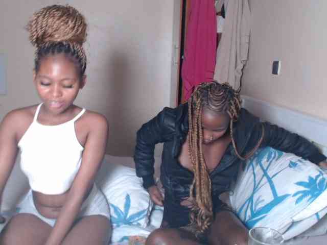 ItsYaGirlPookie webcam