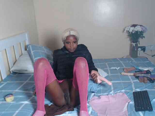 ItsYaGirlPookie webcam