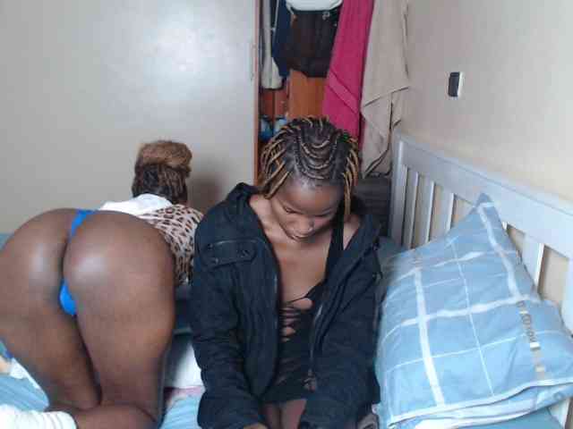 ItsYaGirlPookie webcam