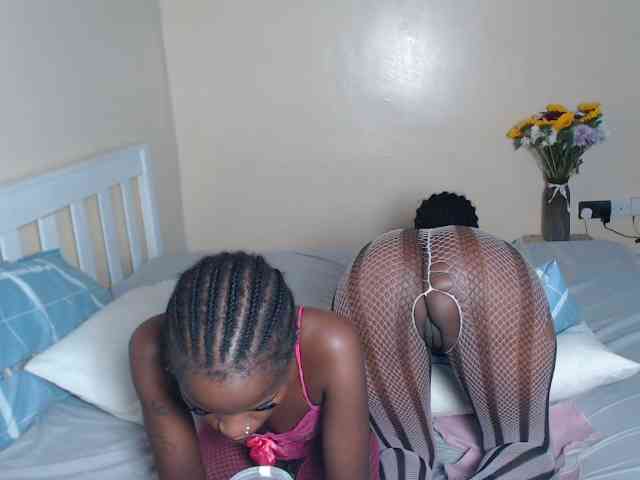 ItsYaGirlPookie webcam