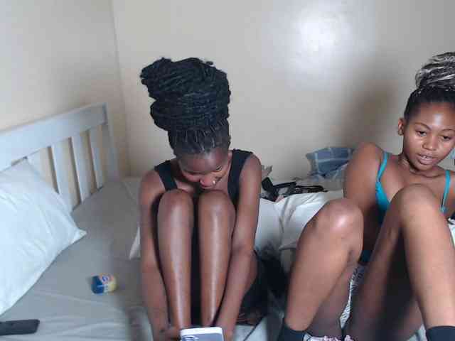 ItsYaGirlPookie webcam