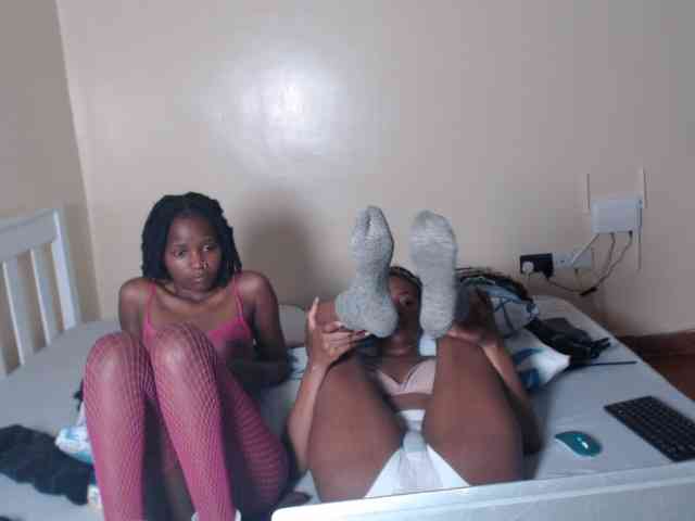 ItsYaGirlPookie webcam