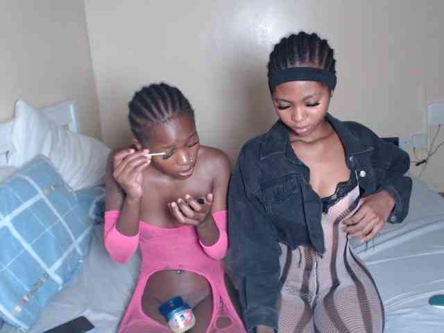 ItsYaGirlPookie webcam