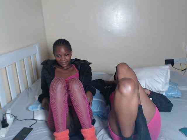 ItsYaGirlPookie webcam