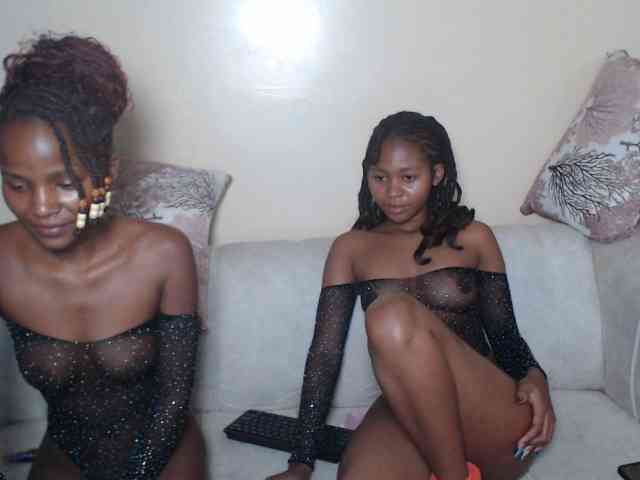 ItsYaGirlPookie webcam