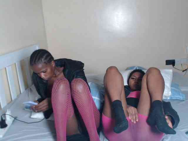 ItsYaGirlPookie webcam