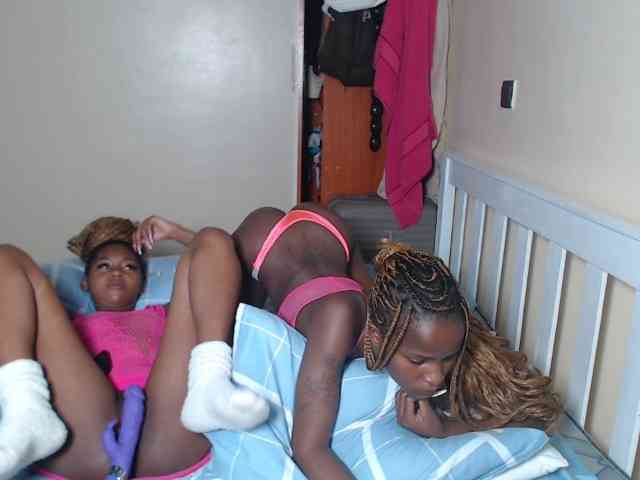 ItsYaGirlPookie webcam