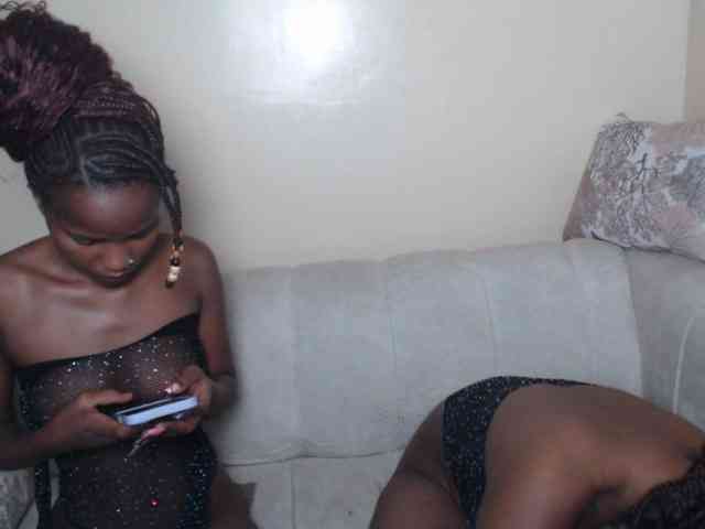 ItsYaGirlPookie webcam