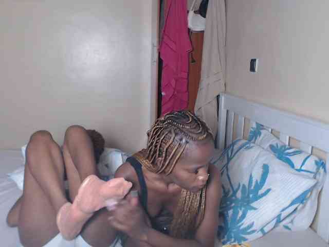 ItsYaGirlPookie webcam