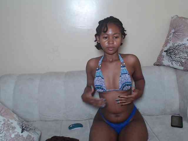 ItsYaGirlPookie webcam