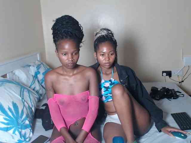 ItsYaGirlPookie webcam