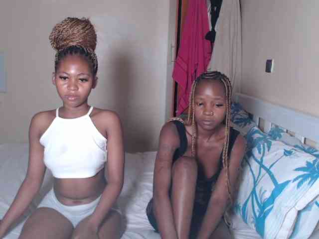 ItsYaGirlPookie webcam