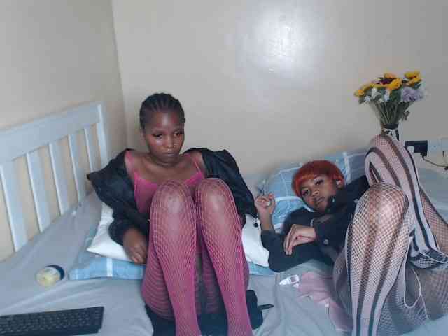 ItsYaGirlPookie webcam