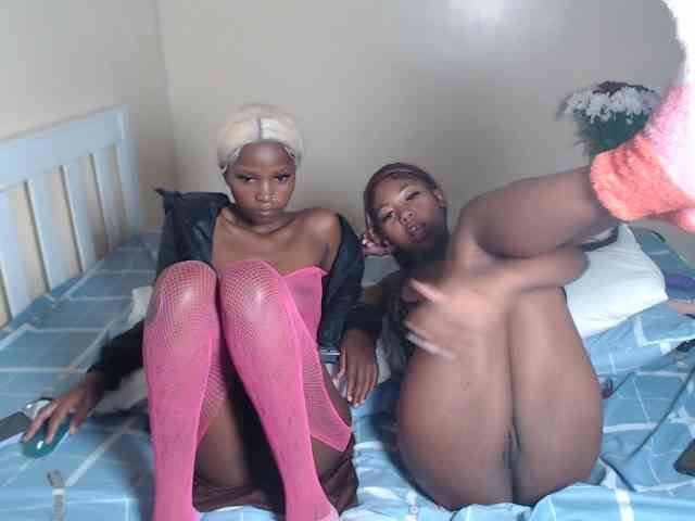 ItsYaGirlPookie webcam