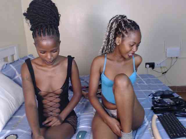 ItsYaGirlPookie webcam