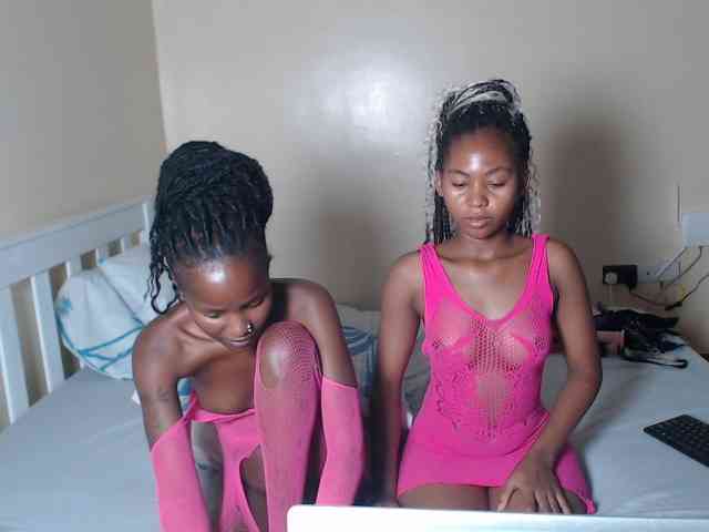 ItsYaGirlPookie webcam