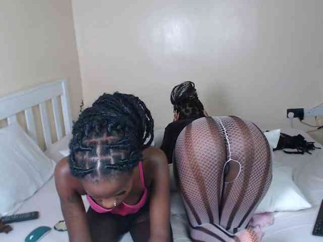 ItsYaGirlPookie webcam