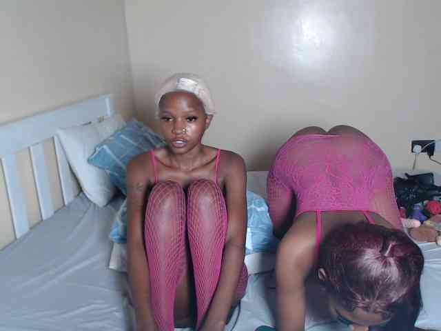 ItsYaGirlPookie webcam