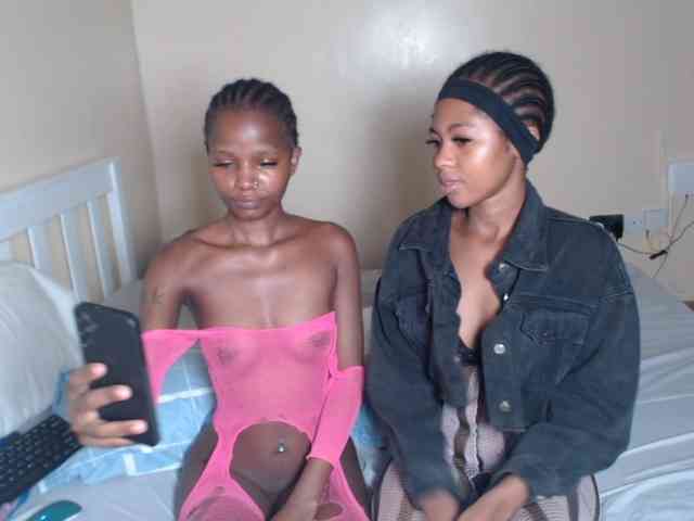 ItsYaGirlPookie webcam