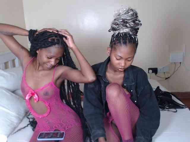 ItsYaGirlPookie webcam