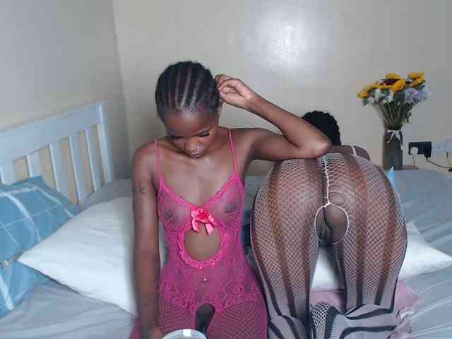 ItsYaGirlPookie webcam