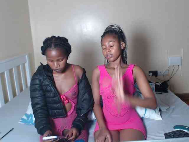 ItsYaGirlPookie webcam