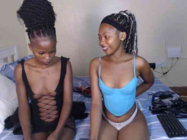 ItsYaGirlPookie webcam