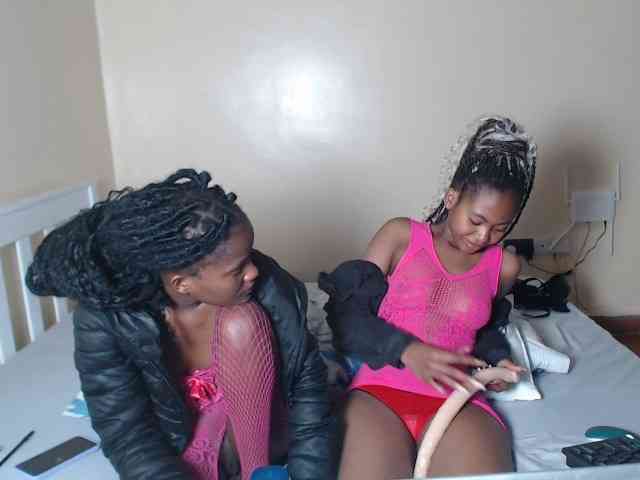 ItsYaGirlPookie webcam