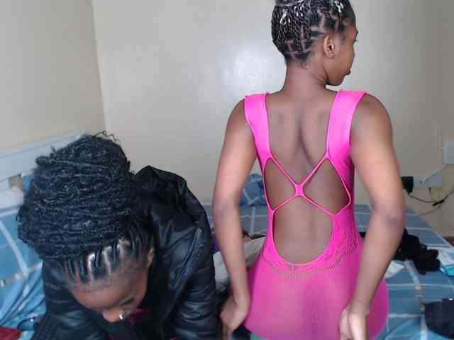 ItsYaGirlPookie webcam