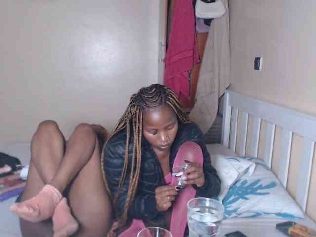 ItsYaGirlPookie webcam