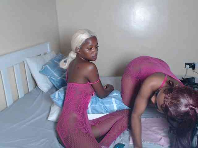 ItsYaGirlPookie webcam